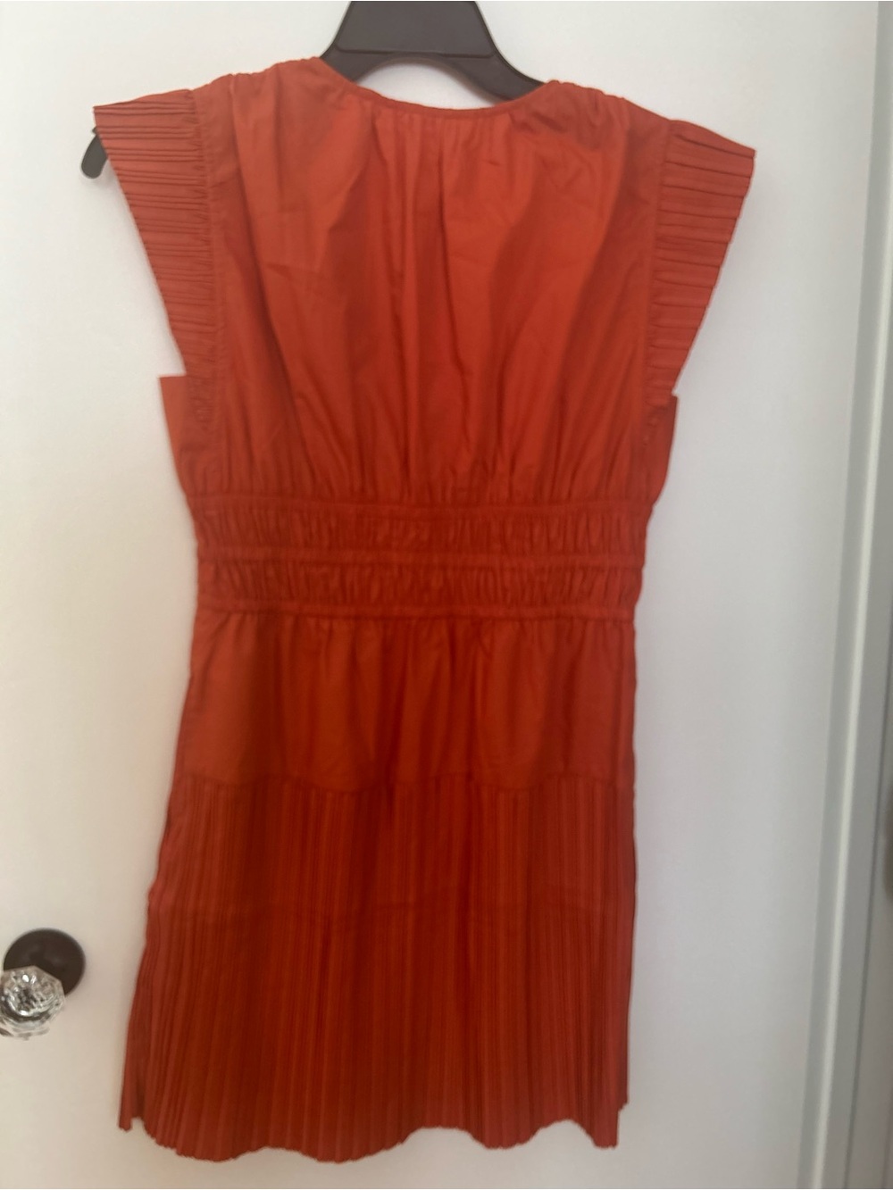 AVARA Red Pleated V-Neck Sleeveless Dress - Picture 2 of 3